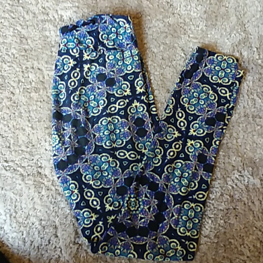 LuLaRoe OS leggings